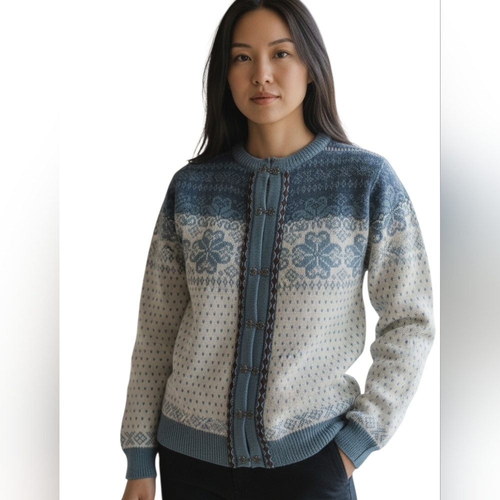 Dale of Norway wool cardigan sweater size L